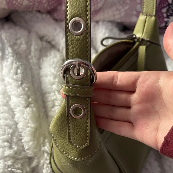 Green Leather Shoulder Bag - Picture 4 of 5